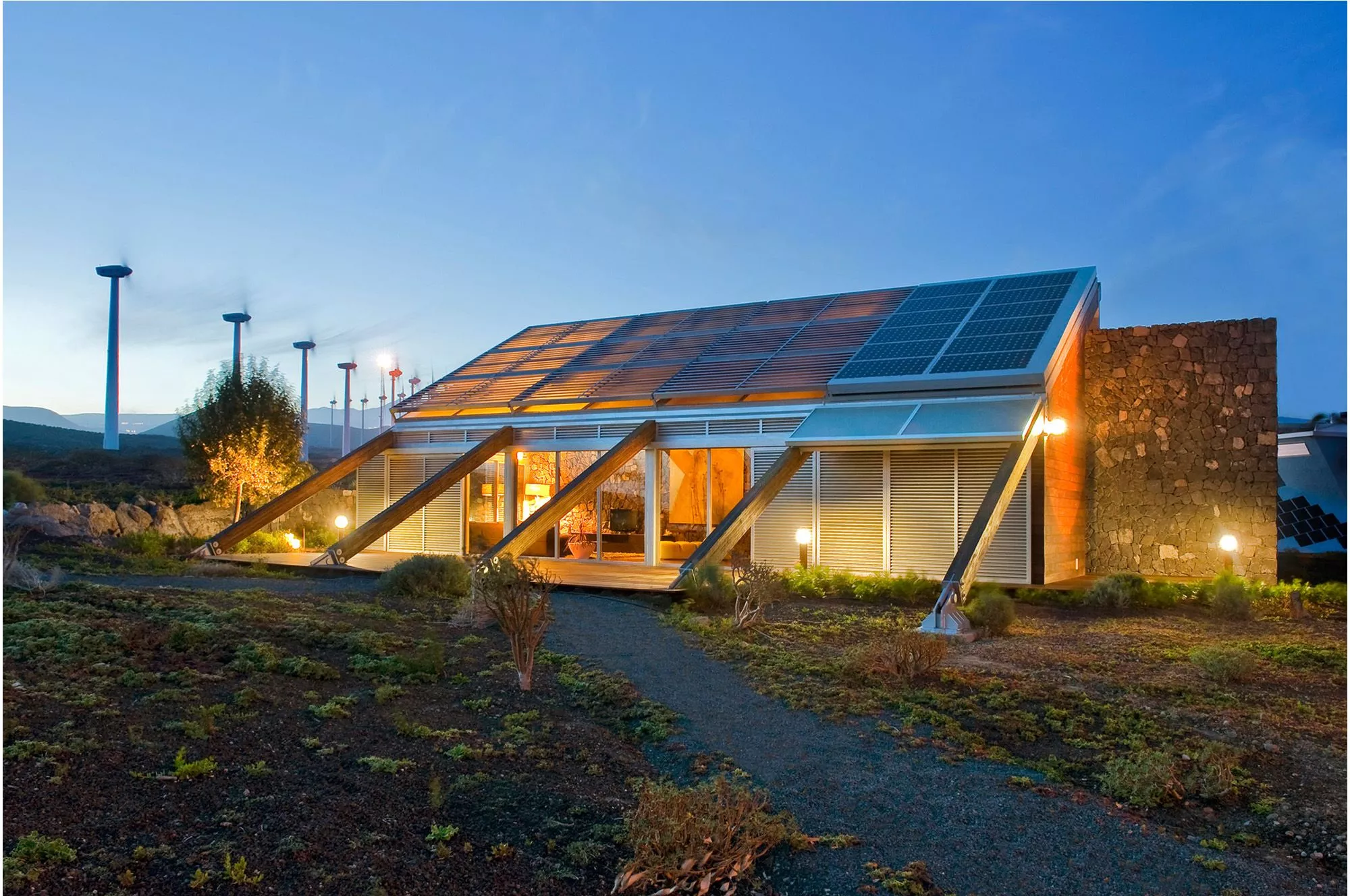 b.r. archstrct : renewable energy and architecture services